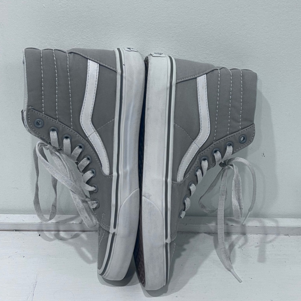 Vans Sk8-Hi Grey High Top Sneakers Skate Shoes Men’s 7 Women’s 8.5 Classic - Picture 8 of 13
